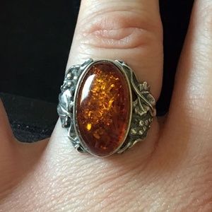 Vintage Real Amber & Silve Grapevine Ring Size 7.5